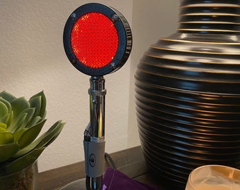 Lámpara de escritorio LED Astatic D104 Lollipop vintage de los años 50