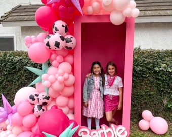 Barbie Box - Photo booth - MDF or Plywood, Paintable & Reusable - Low Height, Custom Kids photo booth, Barbie Booth