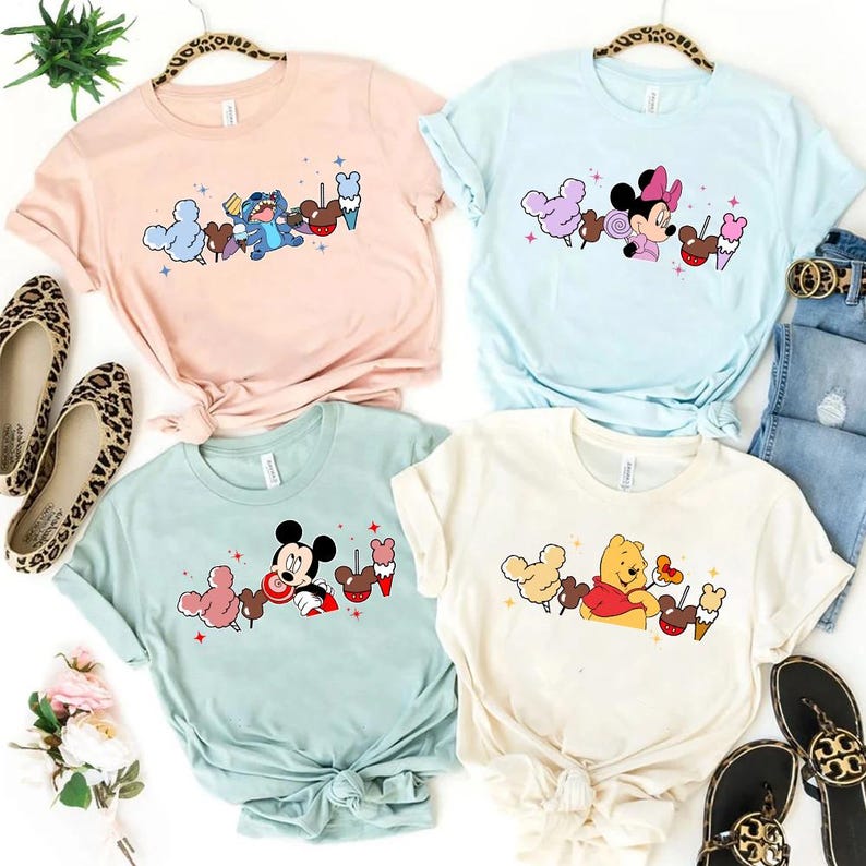 Disney Snacks PNG, Magiska kungariket Godis T-shirtdesign, Musse Mimmi Puh Snackmål, Familjesemesterresa 2026 Digital Nedladdning bild 1