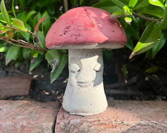 Artisan Large Twin Toadstool/Fungi Garden Ornament In Red And White - Foto 6