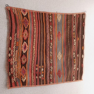 Gran tapiz kilim para colgar en la pared, bordado vintage turco, bohemio, elegante, étnico, decoración artística, regalo único para el hogar, 84 x 74 cm