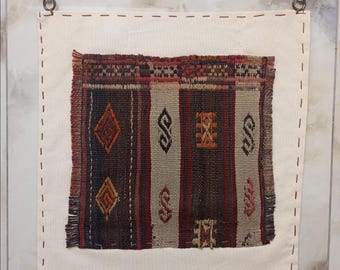 Vintage Tapestry Turkish Kilim Rug Wall Hanging, Ethnic Boho Decor Art (19”x21”)