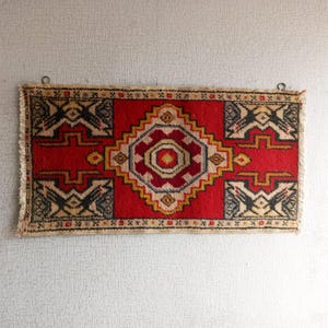 Tapiz vintage para colgar en la pared, estilo bohemio étnico anatoliano, sobreteñido, alfombra turca tejida a mano, decoración única para el hogar, blanco - 89 x 45 cm