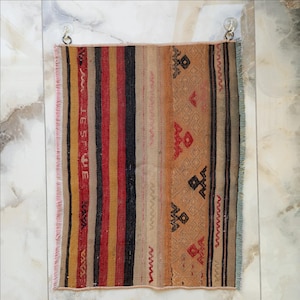 Tapiz étnico vintage para colgar en la pared, alfombra kilim, decoración bohemia turca tejida a mano, accesorio de arte de pared en colores pastel