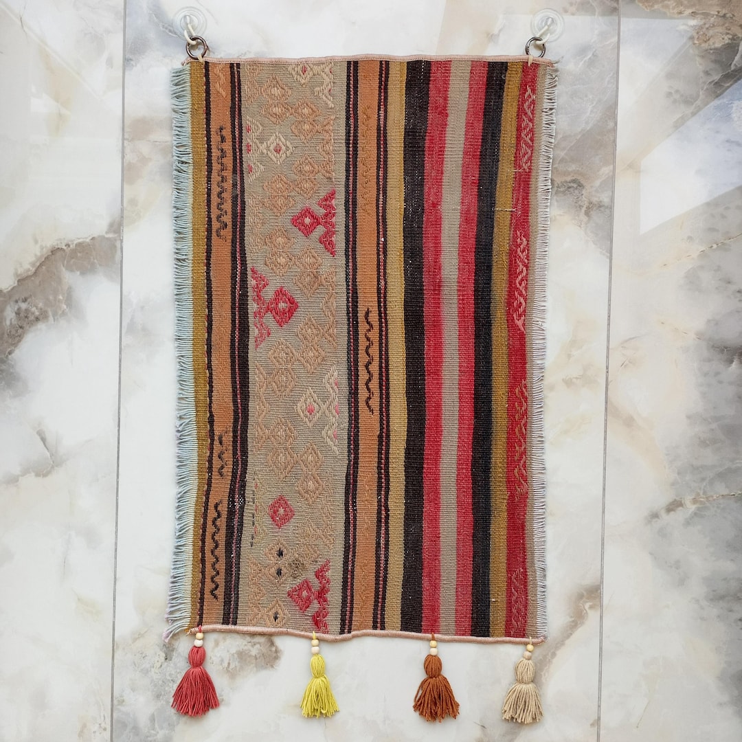 Vintage Turkish Kilim Rug Wall Hanging: Handwoven Boho Tapestry Art ...