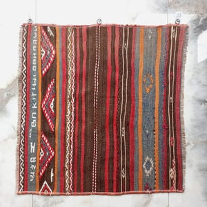 Tapiz Kilim vintage para colgar en la pared, arte bohemio turco decorativo, decoración étnica para el hogar, regalo elegante y único, WH-29x30