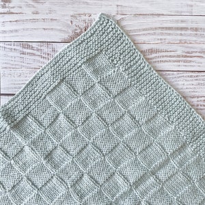 Knitted Blanket Small Baby Blanket Handmade Geometric Pattern High Quality Blue Grey