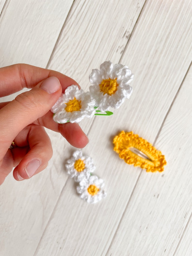 Flower Hair Clips Set of 3 Daisies Hair Accessories Handmade High Quality Snap Clip Crochet Boho Accessories Made To Order image 4