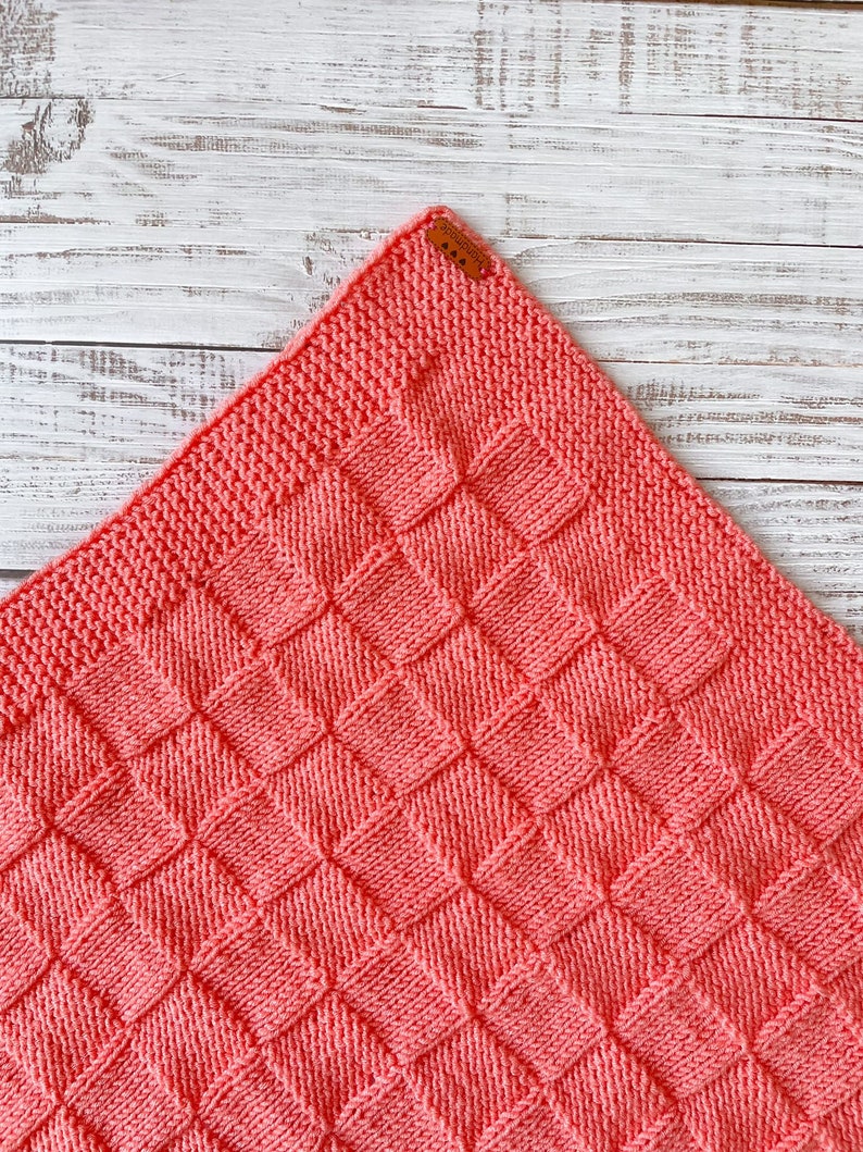 Knitted Blanket Small Baby Blanket Handmade Geometric Pattern High Quality Coral Pink
