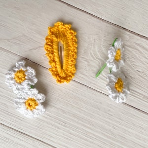 Pinces à cheveux fleur Ensemble de 3 Marguerites Accessoires pour cheveux Fait à la main Haute qualité Snap Clip Crochet Accessoires Boho Fabriqué sur commande image 5