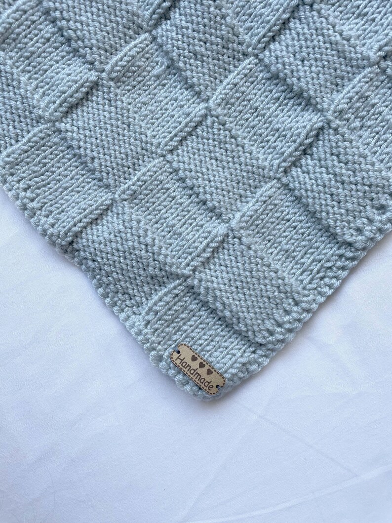 Knitted Blanket Small Baby Blanket Handmade Geometric Pattern High Quality Grey