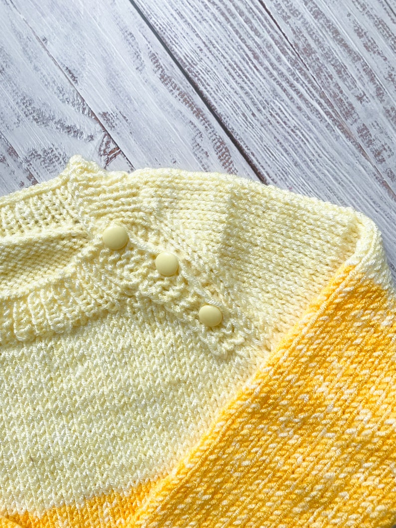 Kids Jumper Beanie 1-3 y/o Two tone Hand knitted High Quality Very Soft Stretchy Oversize for babies image 4