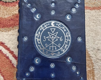 Grimorio del Libro de Lilith – Diario de hechizos de cuero azul