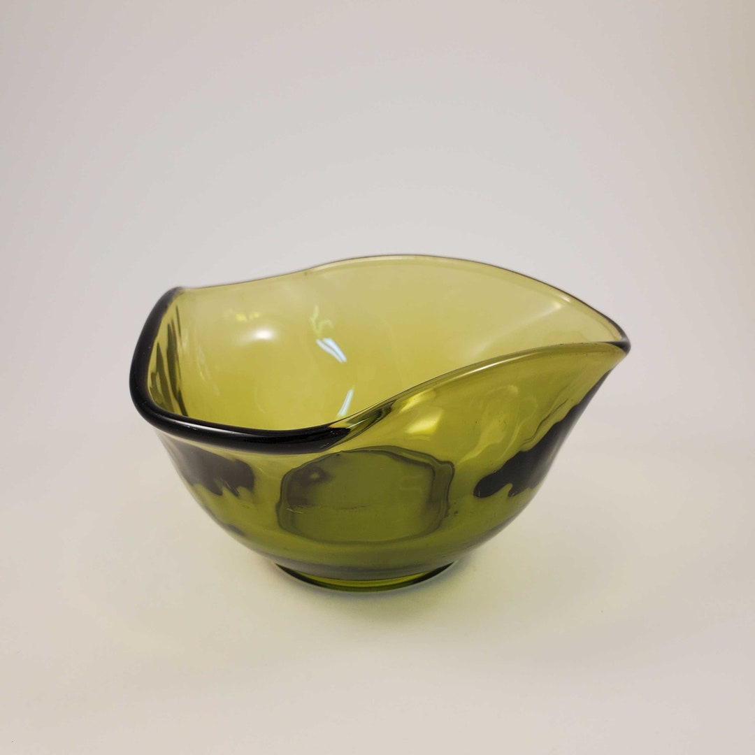 Small Vintage Green Glass Triangle Bowl dip Portion of Anchor Etsy