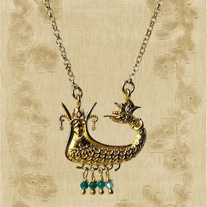 Shahmaran-Halskette – Anhänger der Schlangengöttin, inspiriert von der Antike | Mythischer Goldschmuck | Symbol für Weisheit und Transformation