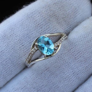 Swiss Blue Topaz Ring: Vintage Oval Cut Sterling Silver Engagement