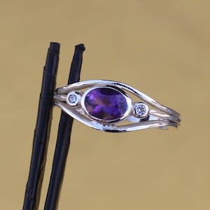 Bague améthyste naturelle - bague en argent faite main, bague en argent sterling 925, bague de créateur ovale en améthyste, bague de naissance février, bague de promesse