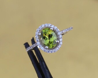 Handmade Adjustable Sterling Silver Ring With Lemon Peridot/Citrine Oval Gemstone - Size 5 To 13