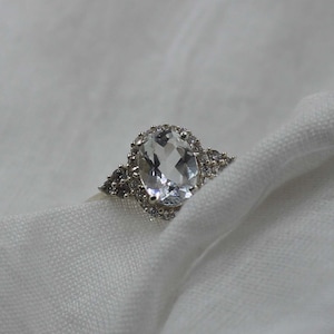 Handgemachte Oval Weißer Topas Ring: Sterling Silber Edelstein Schmuck