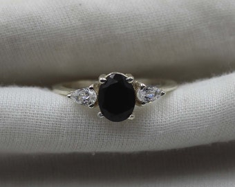 Handmade Oval Black Onyx Ring: Sterling Silver & Cubic Zirconia