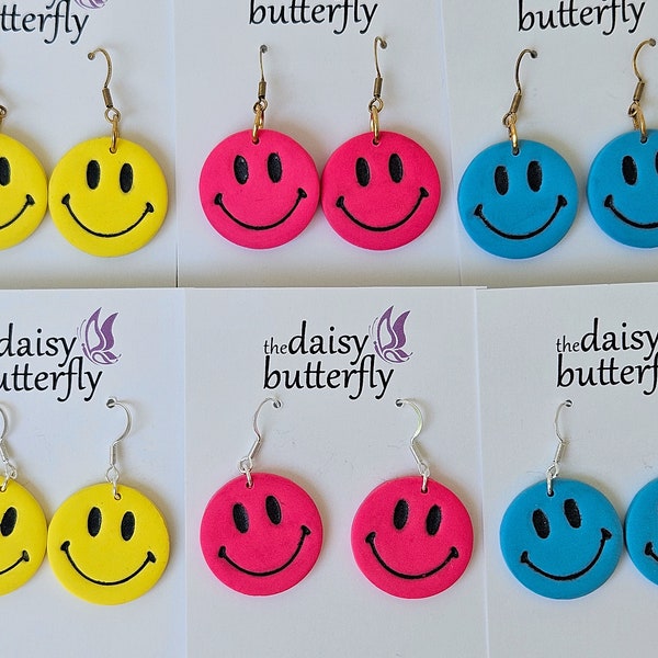 Smiley Face Dangle Earrings, Retro 70s Style Earrings, Happy Face Earrings, Handmade Polymer Clay Jewelry, Fun Accessories