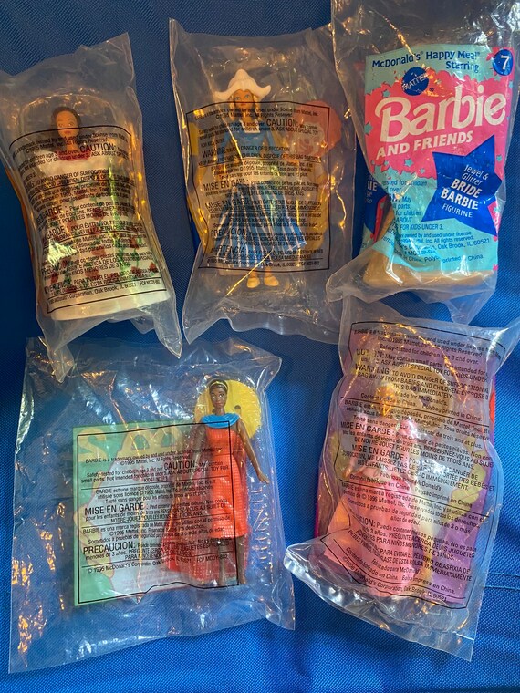 Barbie dolls McDonald s happy meal toy 80s kids 90s kids Mattel Barbie vintage Holiday Barbie toys surprise nostalgia retro fashionista
