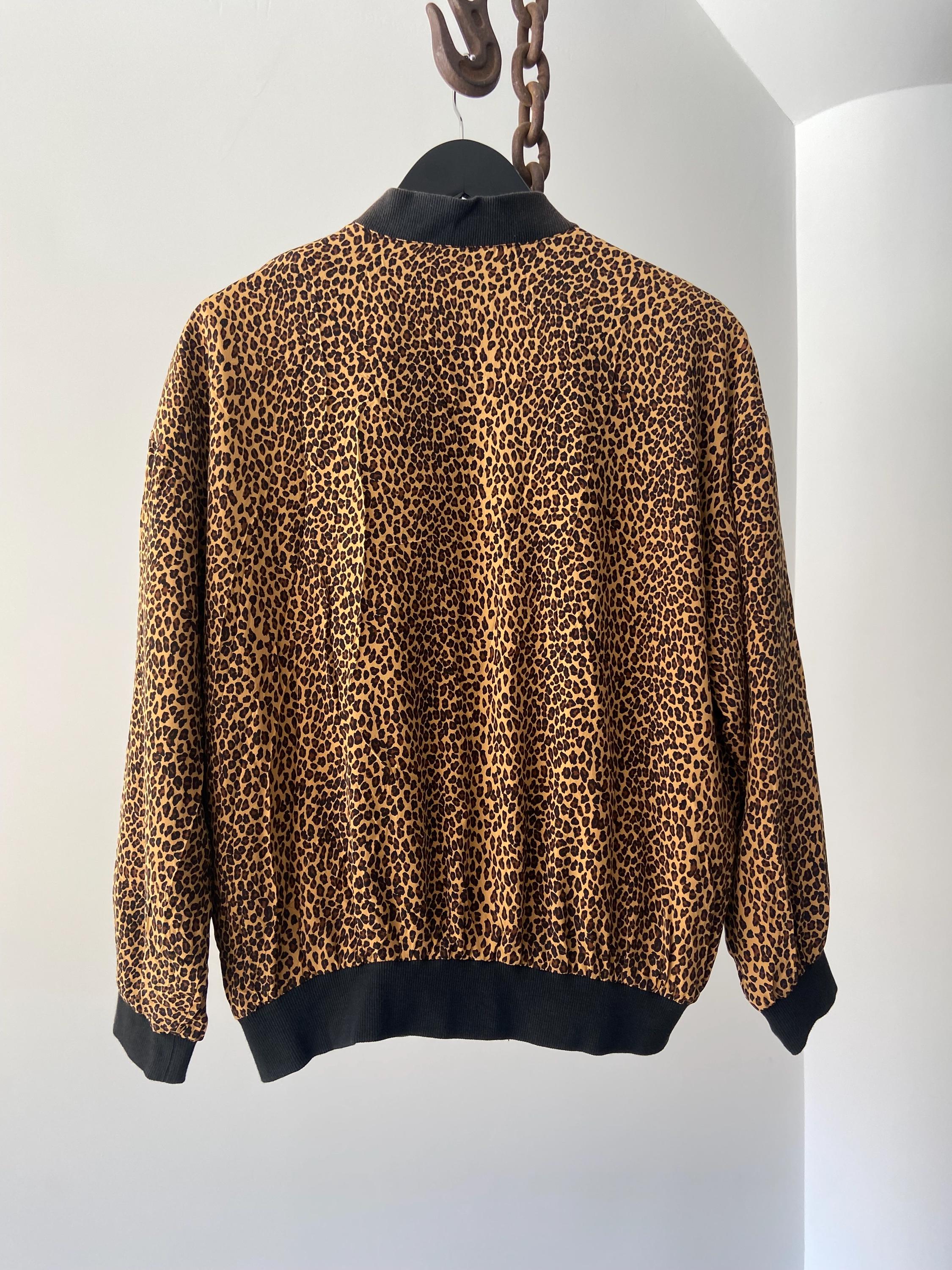 Vintage FY2 Silk Cheetah Print Lined Bomber Jacket - Size M Vintage FY2 Silk Cheetah Print Lined Bomber Jacket - Size M