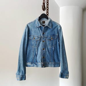 Vintage Boxy 80s Lee Denim Trucker Jacket Model 153438 - Made in USA - Fit Medium