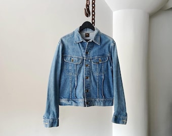 Vintage Boxy 80s Lee Denim Trucker Jacket Model 153438 - Made in USA - Fit Medium