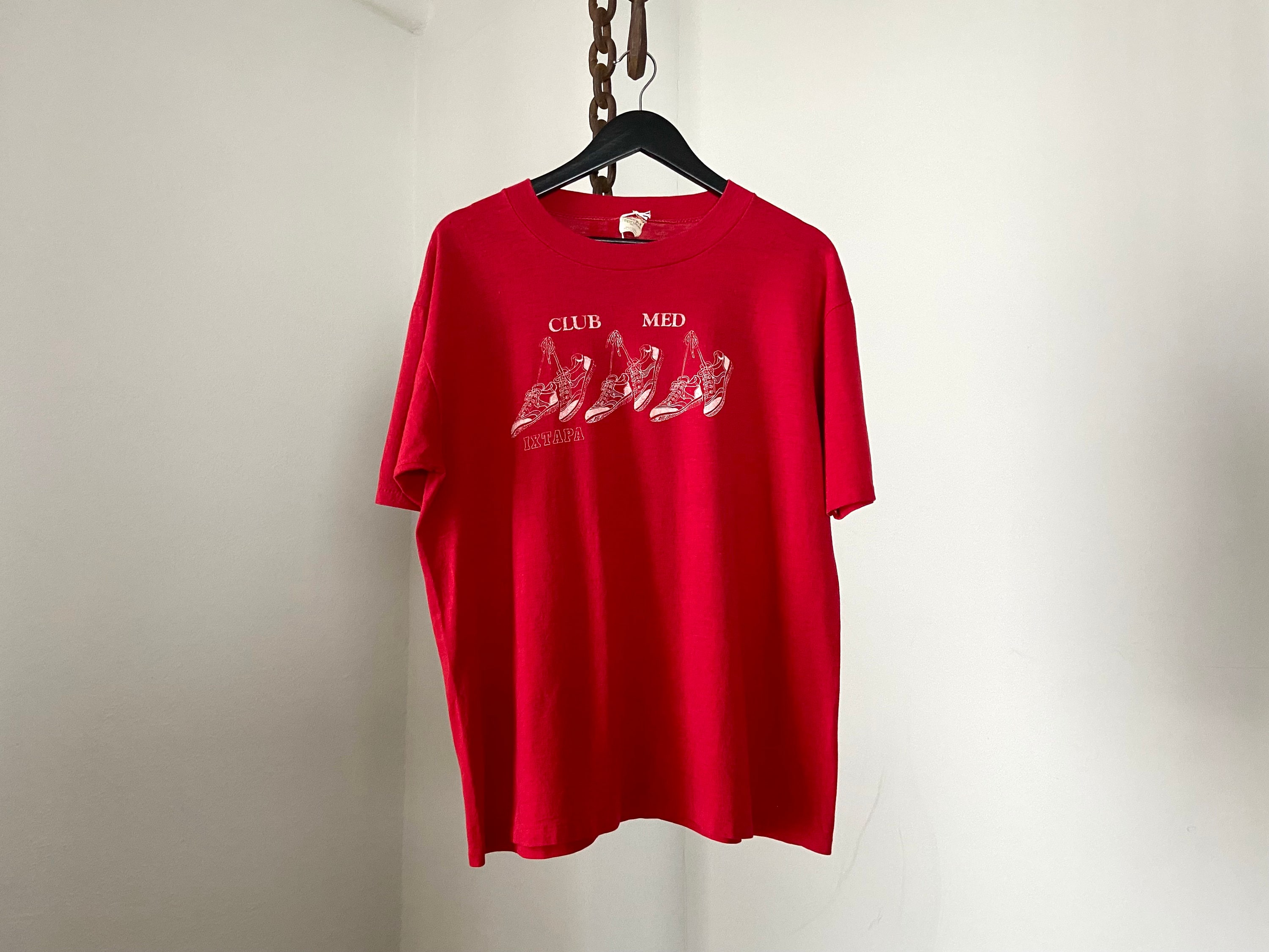 Vintage 80s Red Club Med Graphic T-shirt / Size XL Cotton Poly