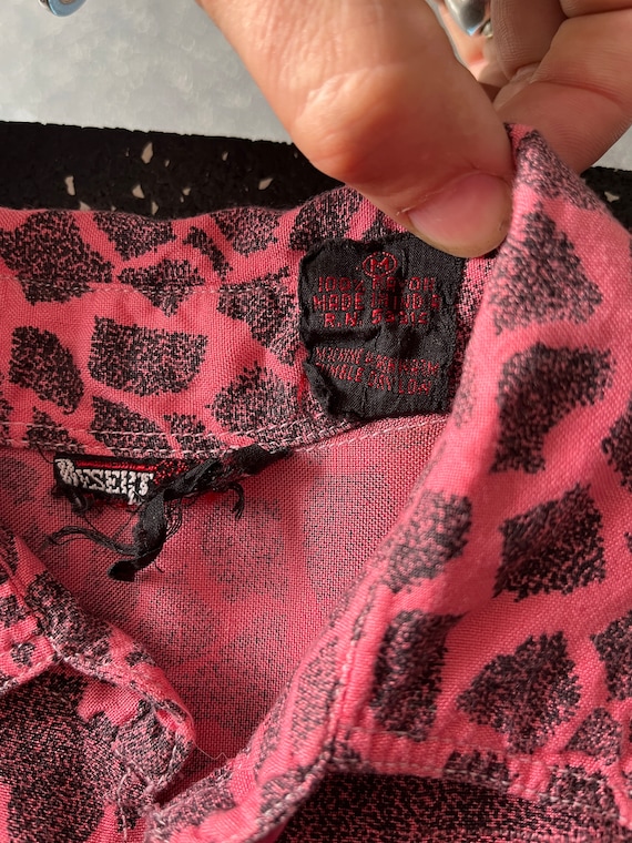 Leopard Snake Graphic all over printed Button dow… - image 10