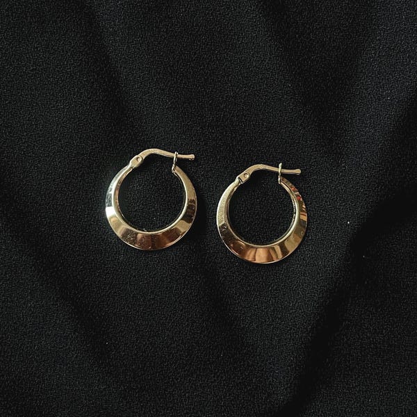 Aros de luna clásicos y atemporales de oro vintage de 14 quilates - 14 quilates estampados - 22 mm de largo