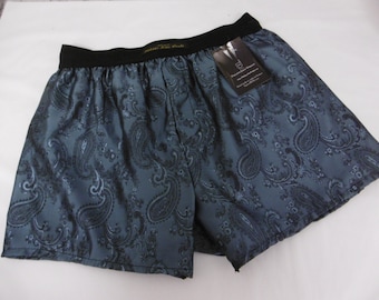 Herren-Boxershorts aus Seide mit Paisley-Muster.