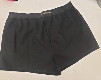 Black LINEN men boxer shorts with black elastic.