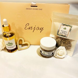 Gift Sets image 3