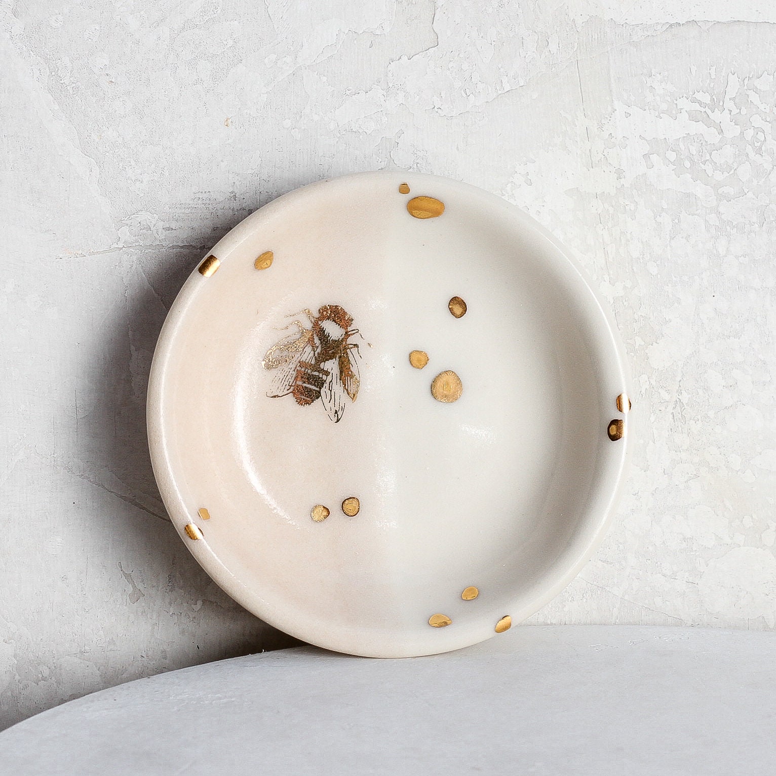 Bee Ring Dish – AMG POTTERY