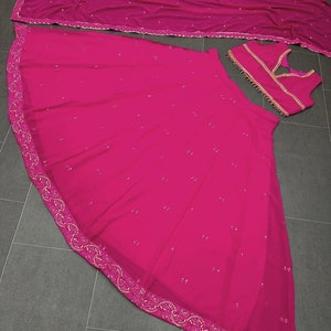 Designer Pakistani Magenta Pink Lehenga Choli & Dupatta for Girls ...