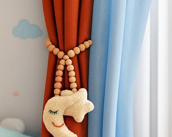 Fermatende per tende a forma di luna e stella – Decorazione per cameretta con perline di legno