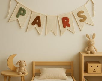 Striscione personalizzato con nome realizzato con tecnica Punch Needle, decorazione in lana per la cameretta dei bambini