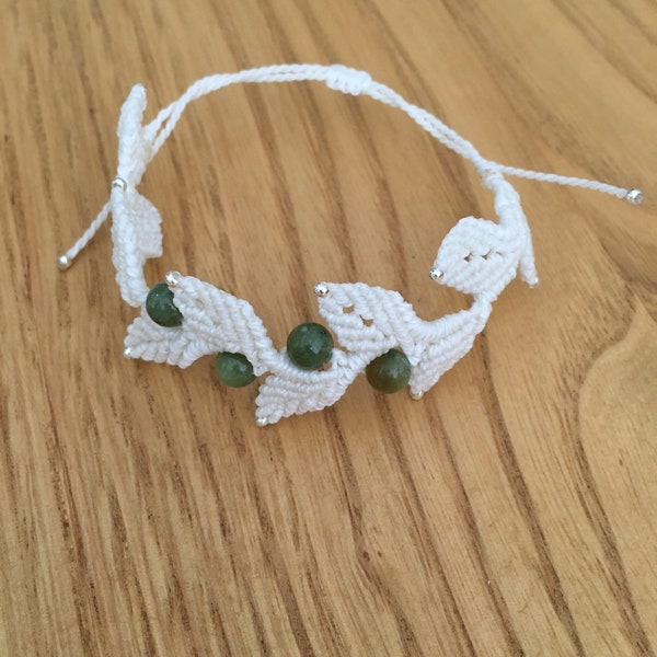 Bracelet micro macramé avec perles de jade vert