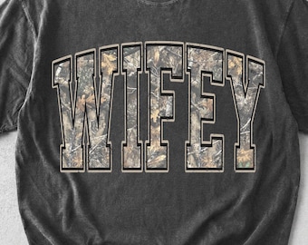 Wifey Washed Camo Varsity Distressed PNG, Trendy Aesthetic Shirt Design, Wife Life