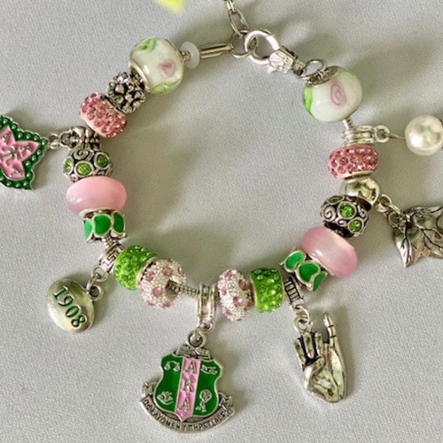 Alpha Green Ivy and Pink Charm Bracelet Kappa With Leaf Charms 