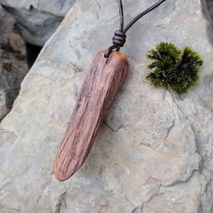 Yew Wooden Pendant Necklace, Wooden Amulet, Natural Charm, Gifts of Wild Wood