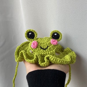 Crochet Frog Hat for Cats