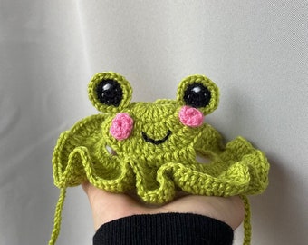 Crochet Frog Hat for Cats