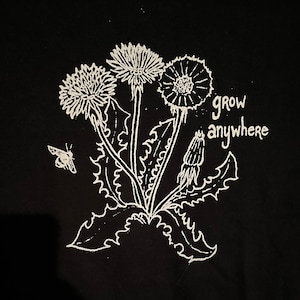 Löwenzahn-T-Shirt - auf Bestellung angefertigt