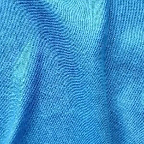Stretch linen in light blue, Italian designer linen blend with elastane for comfortable summer dresses, trousers, light jackets and blazers