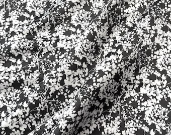 Cotton silk fabric with grey and white flowers – Italian silk fabric for elegant blouses and dresses – softly draping and silky smooth
