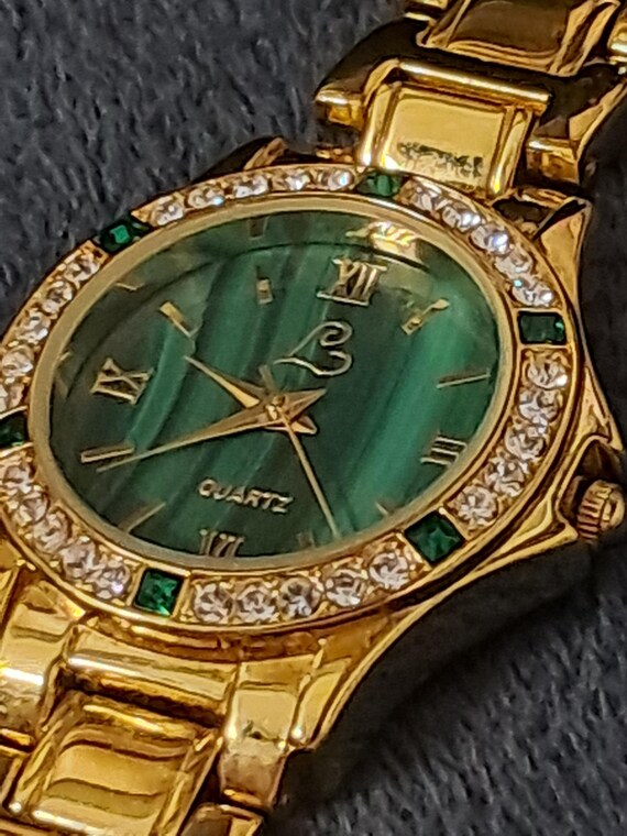 Vintage Colleen Lopez Ladies Wrist Watch, Green Face With  display picture 2