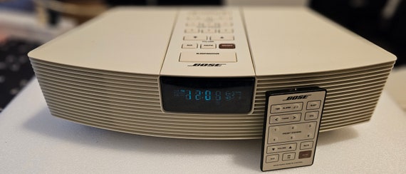 BOSE Wave Radio ホワイト Bose Wave Radio II - Platinum White : Amazon.ca: Electronics